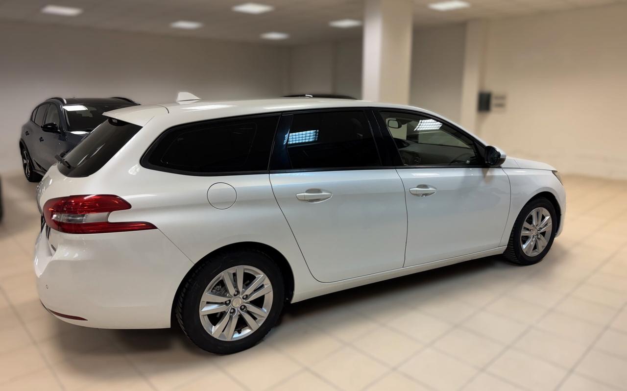 Peugeot 308 BlueHDi 120 S&S SW Allure