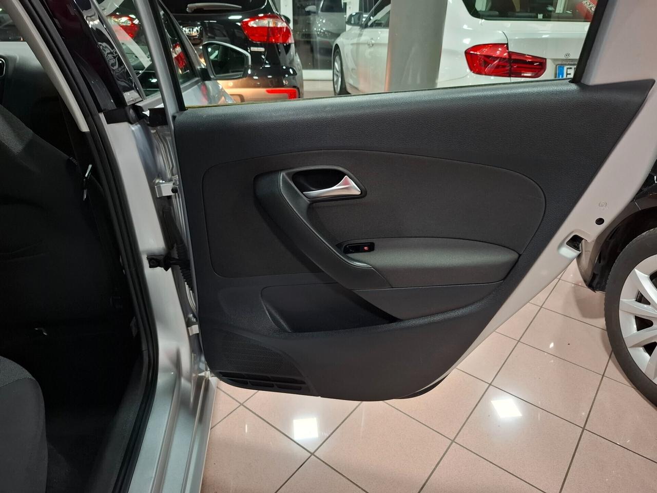 Volkswagen Polo 1.2 benzina Neopatentato