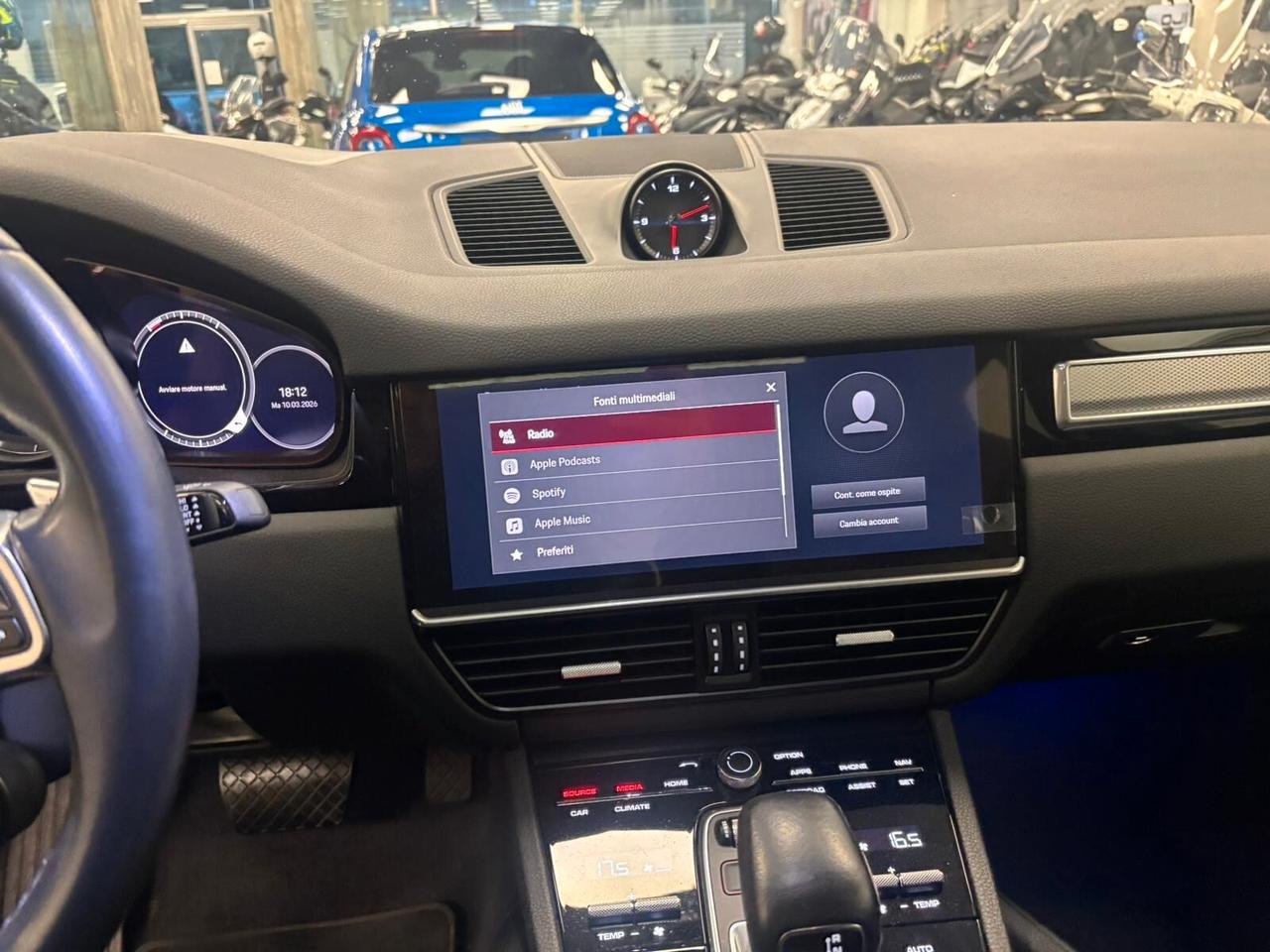 Porsche Cayenne Coupé 3.0 V6 E-Hybrid Platinum Edition