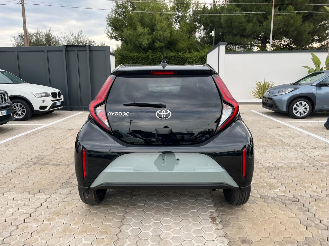 Toyota Aygo X 1.0 VVT-i 72 CV 5 porte Trend Km0