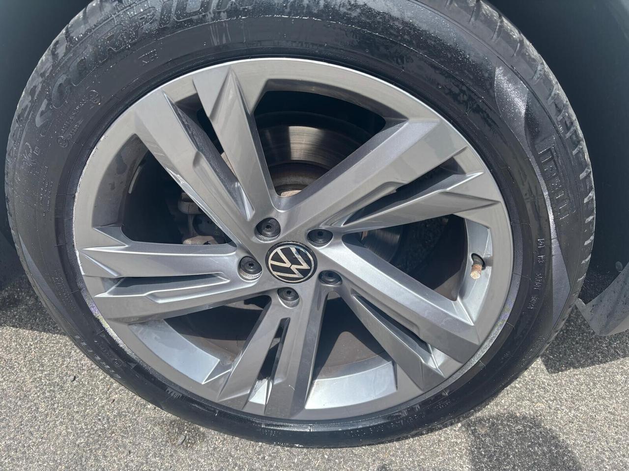 Volkswagen Tiguan 2.0 TDI 150 CV SCR DSG R-Line