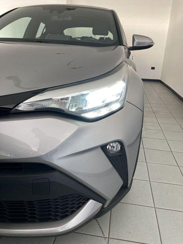 Toyota C-HR 1.8 Hybrid E-CVT Business