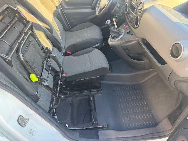 PEUGEOT Partner 1.6 bluehdi 100cv L1 Prem.(comf.)3p.ti E6 partner 1.6 bluehdi 100cv L1 Prem.(comf.)3p.ti E6