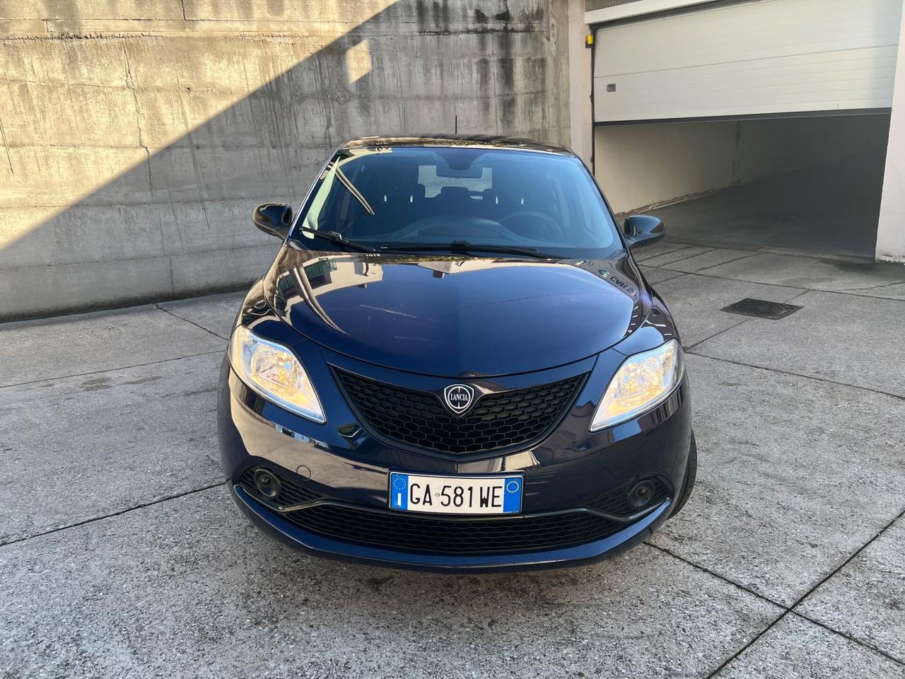 Lancia Ypsilon 1.2 69 CV 5 porte Platinum 51.000 km