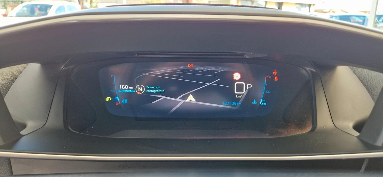 Peugeot 2008 BlueHDi 130 S&S EAT8 GT Pack