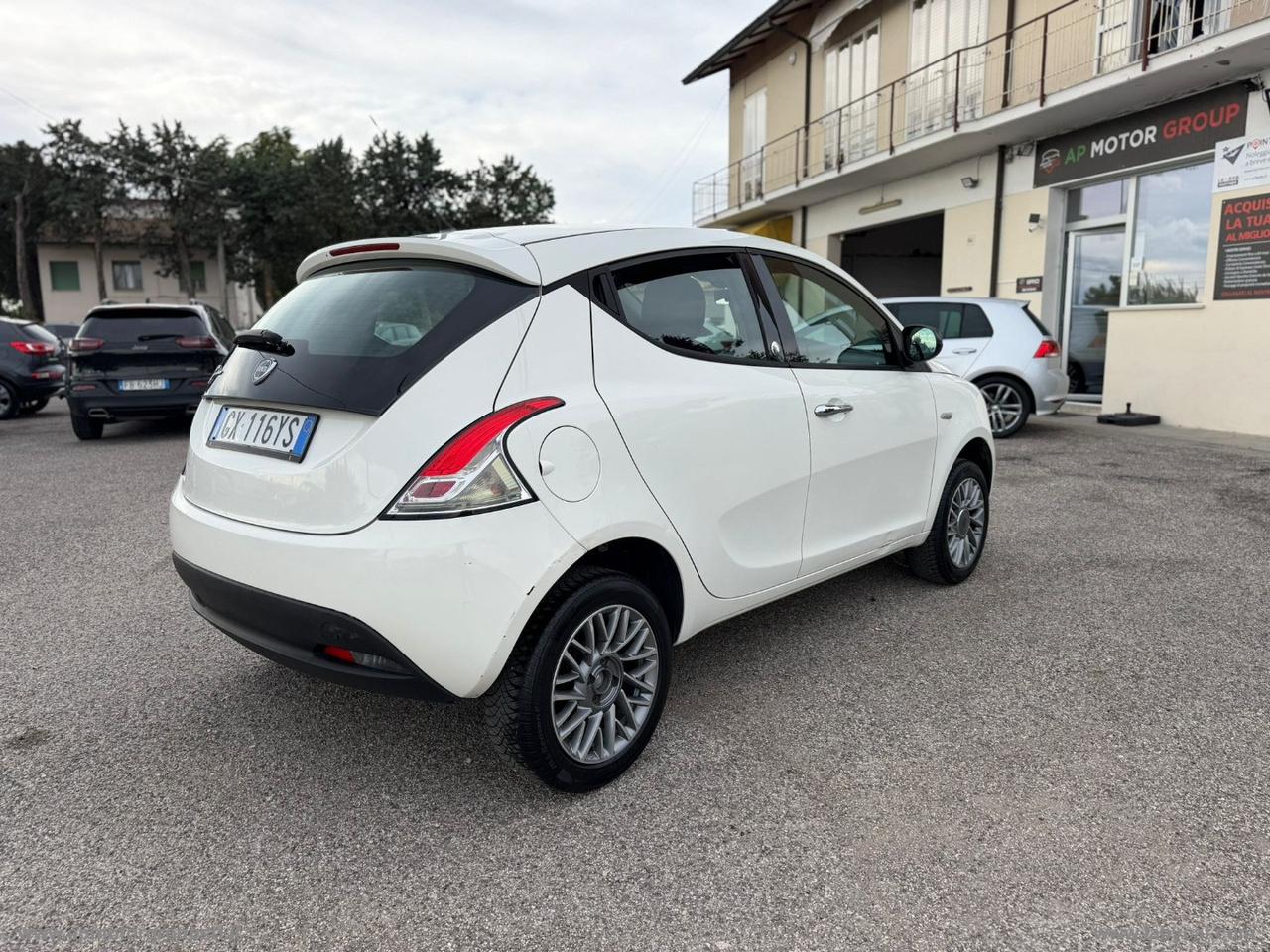 LANCIA Ypsilon 0.9 T.Air 85CV 5p. Met.Ec. Gold
