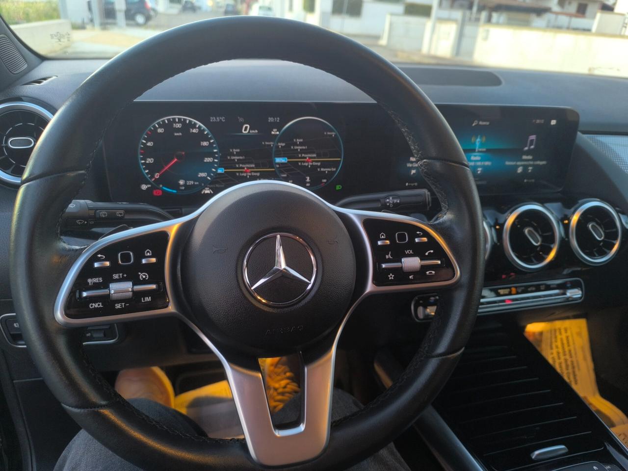 MERCEDES GLA SPORT PLUS 180cdi 09/2022 MOTORE 2.0 MERCEDES