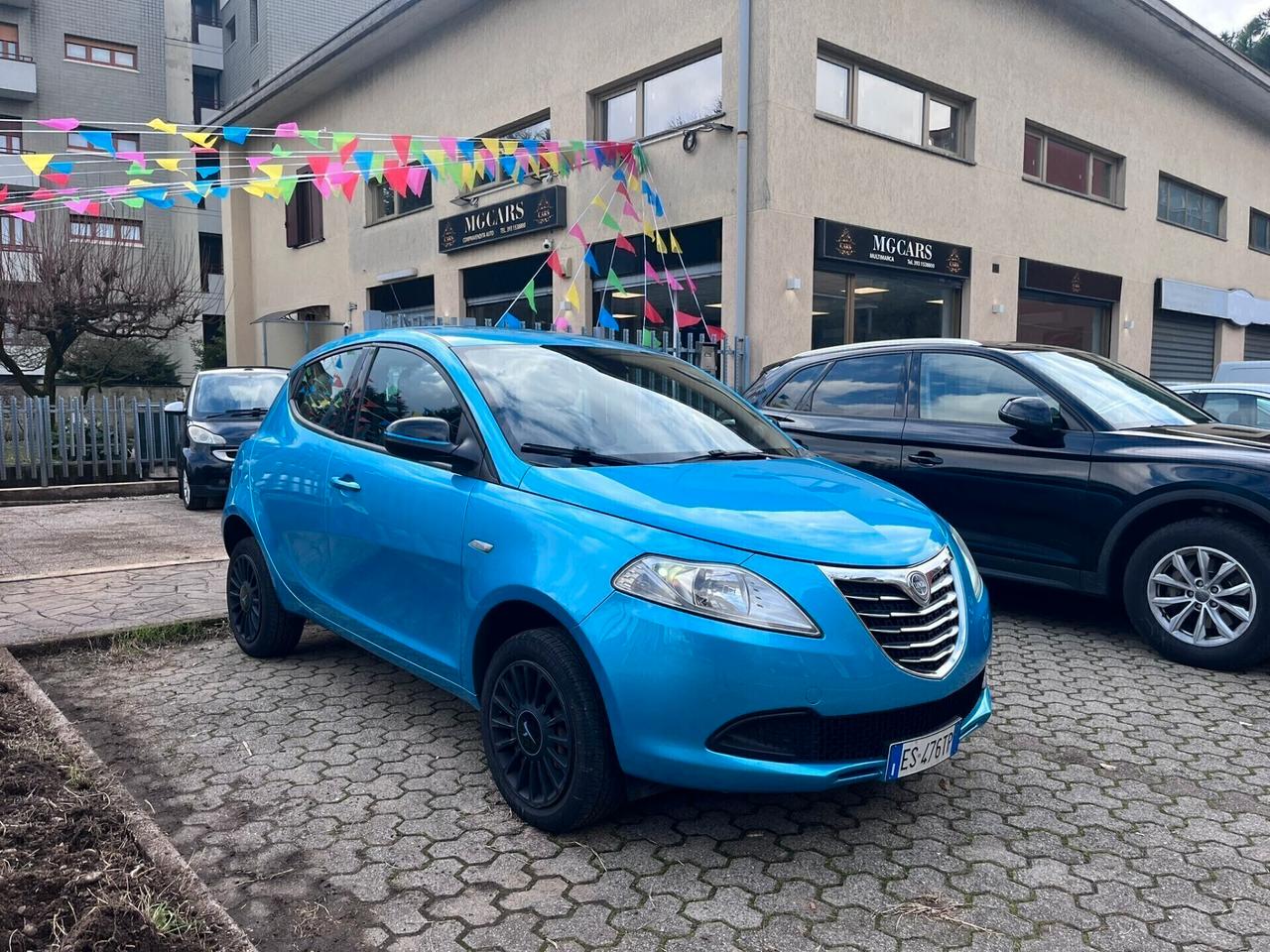 Lancia Ypsilon 0.9 TwinAir 85 CV Elefan/Blu-2013