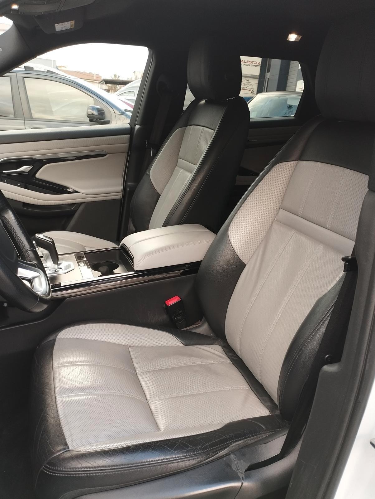 Land Rover Range Evoque 2.0D I4-L.Flw 150CV AWD Auto R-Dynamic SE