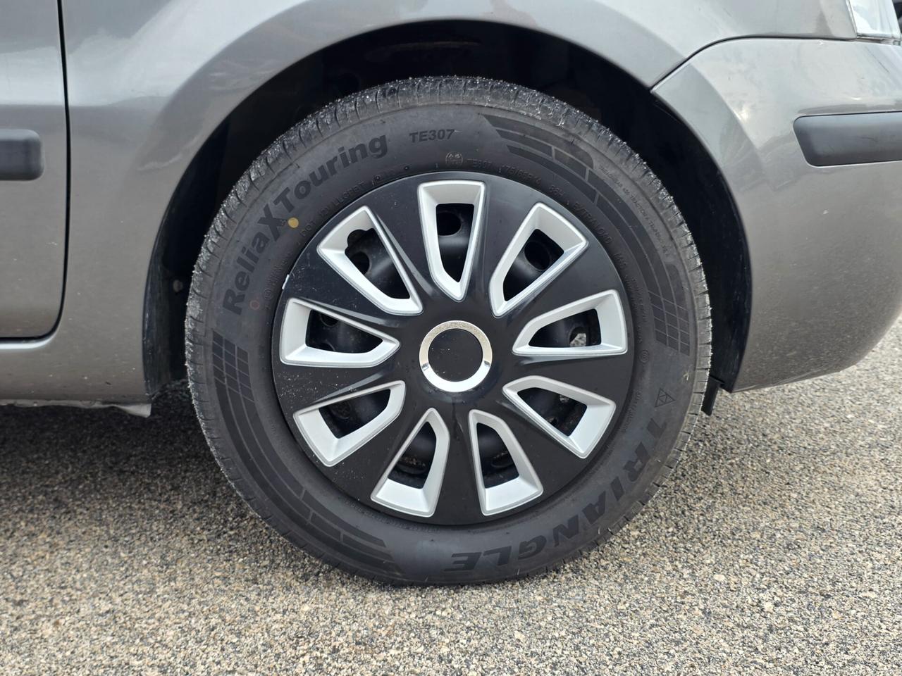 Fiat Panda 1.2 Dynamic 69cv