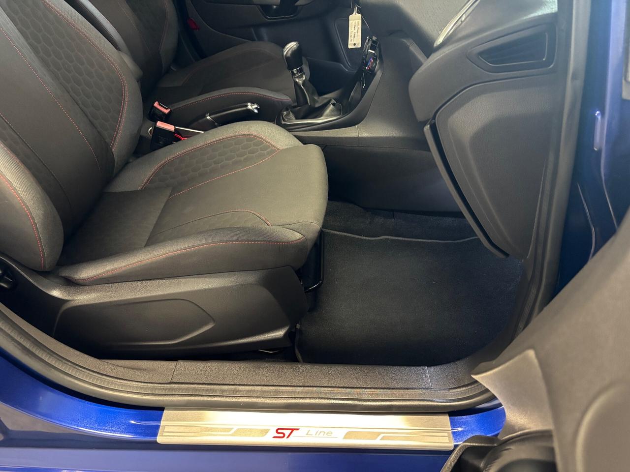 Ford Fiesta 1.0 BENZINA ST-Line