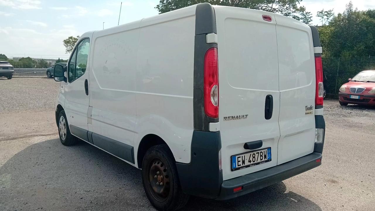 Renault Trafic T27 2.0 dCi/115 PC-TN Furgone DPF