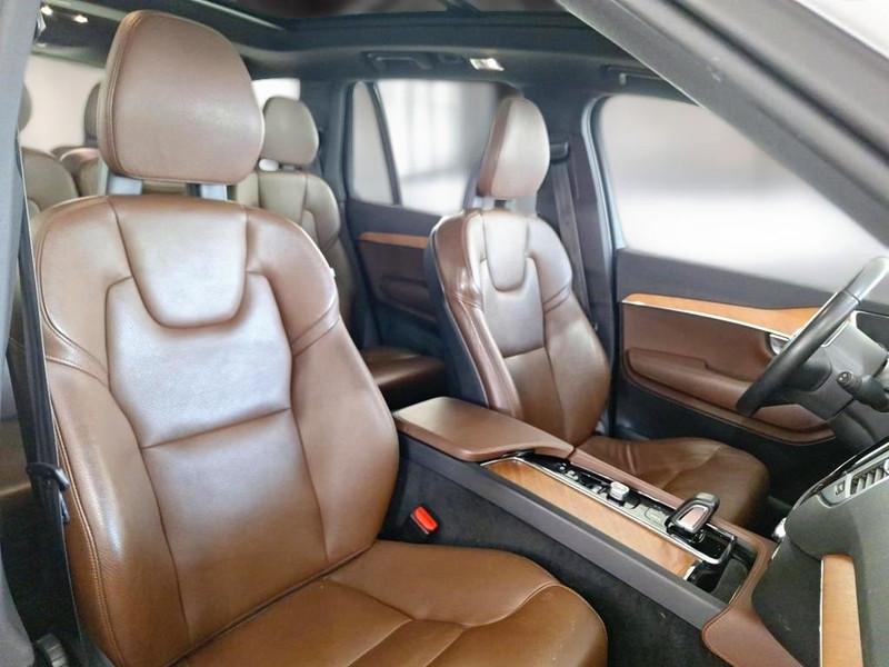 VOLVO XC90 B5 D AWD Geartronic 7p Momentum Pro