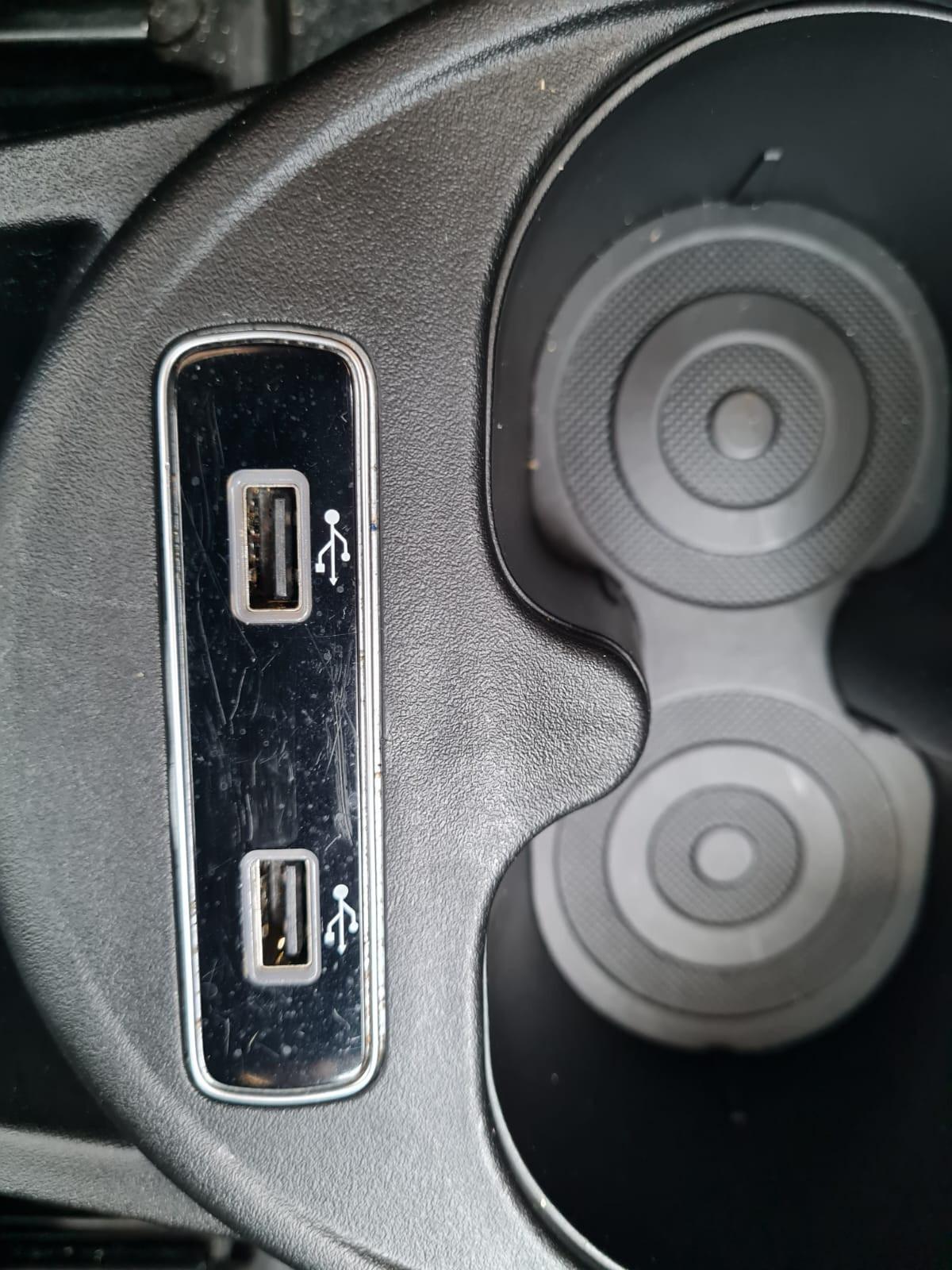 FIAT 500 1.0 Hybrid Dolce Vita – Aprile 2024 – 18.766 km – €14.400