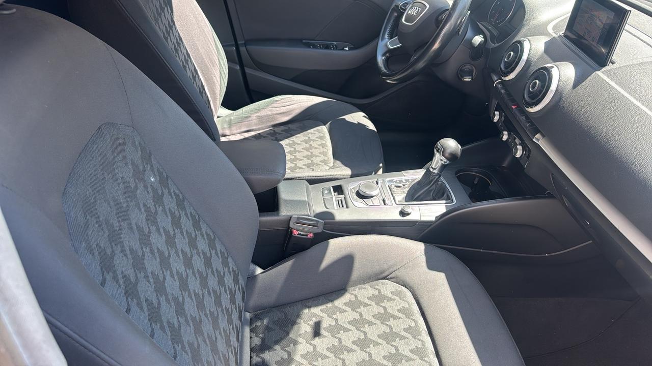 Audi A3 SPB 1.6 TDI clean diesel S tronic Ambition