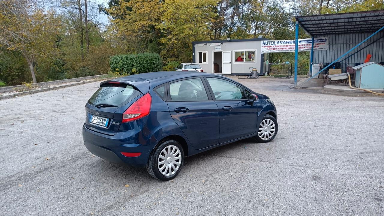 Ford Fiesta 1.4 diesel x neopatentati anno 2010