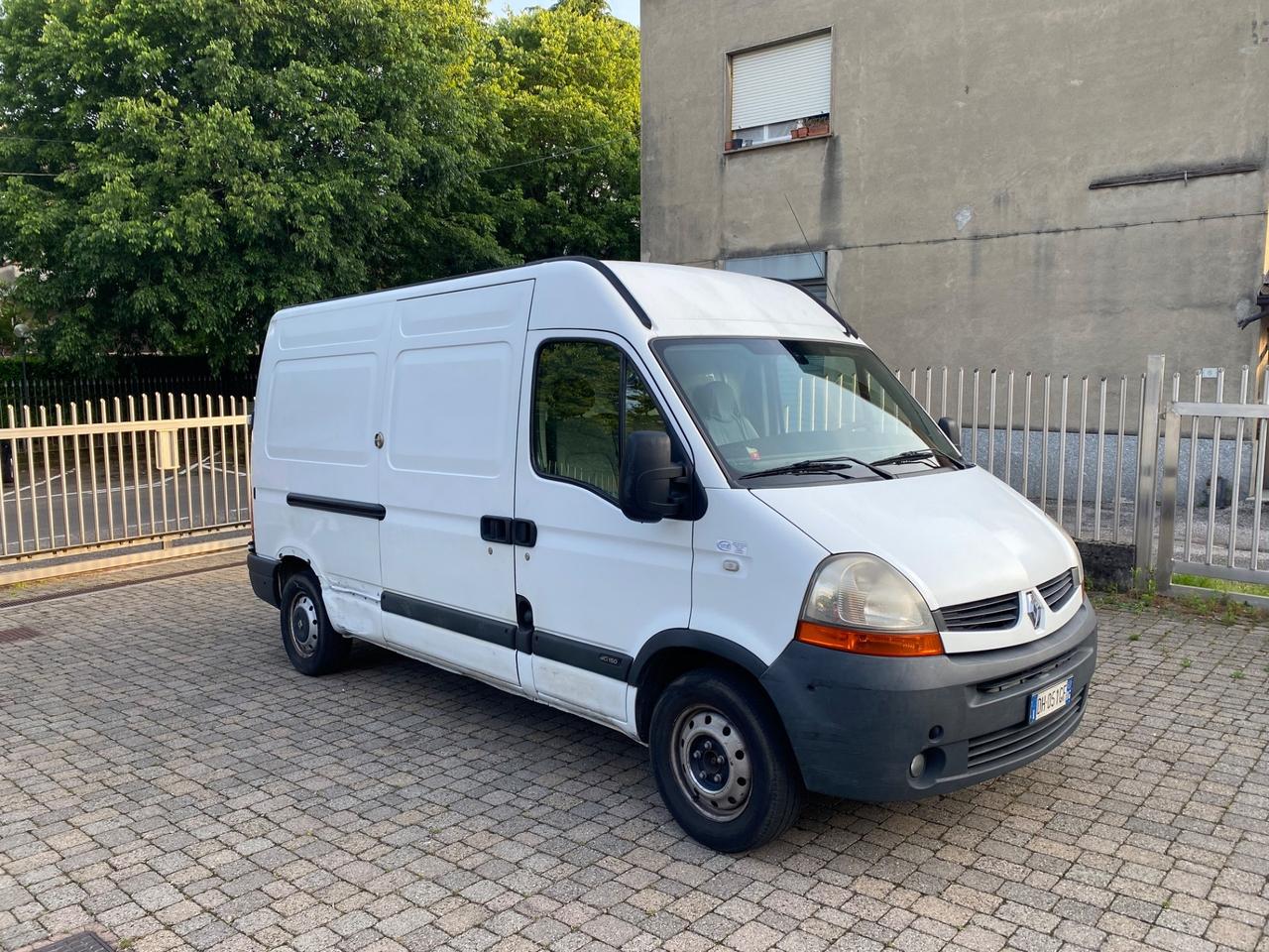 Renault Master T35/150 2.5 dci 146 Cv