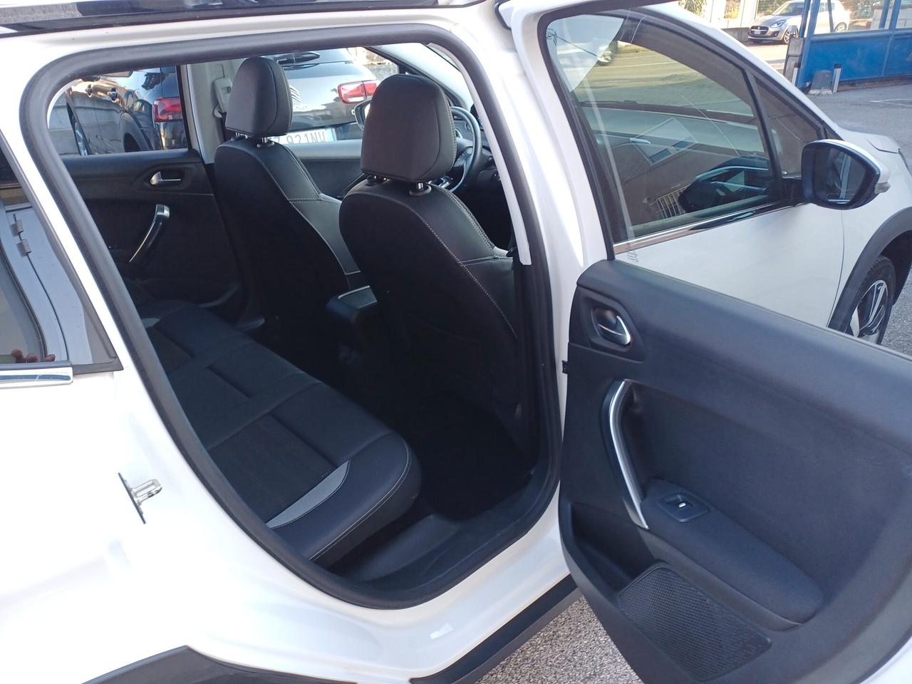 Peugeot 2008 PureTech Turbo 110 EAT6 S&S Black Matt