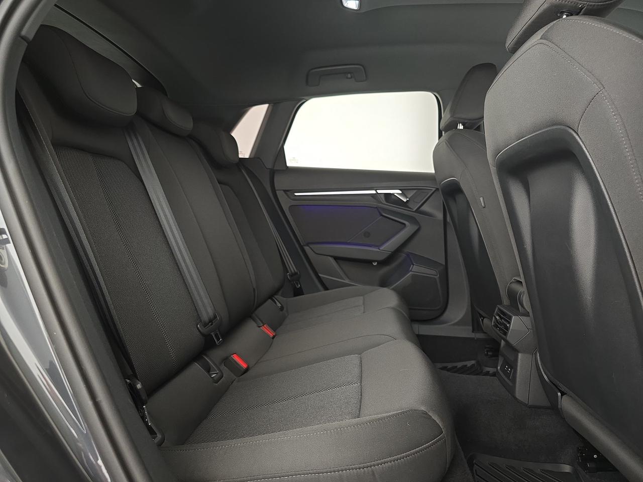 Audi A3 sportback 30 2.0 tdi business advanced
