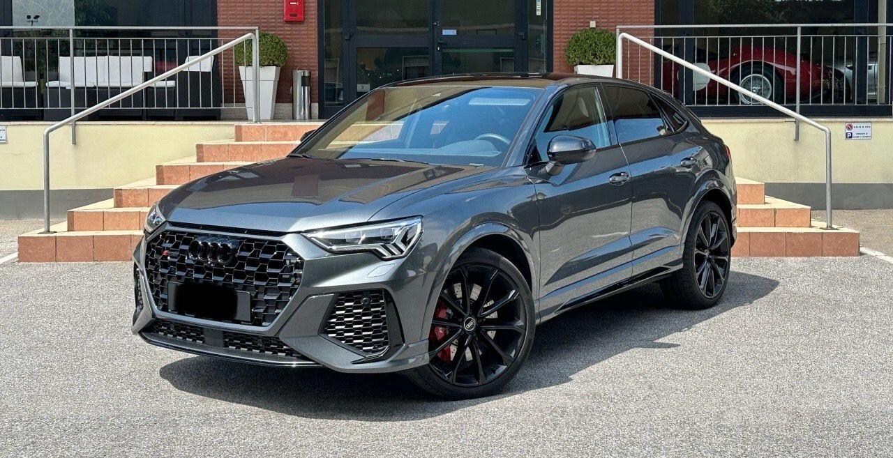 Audi RS Q3 SPB quattro S tronic