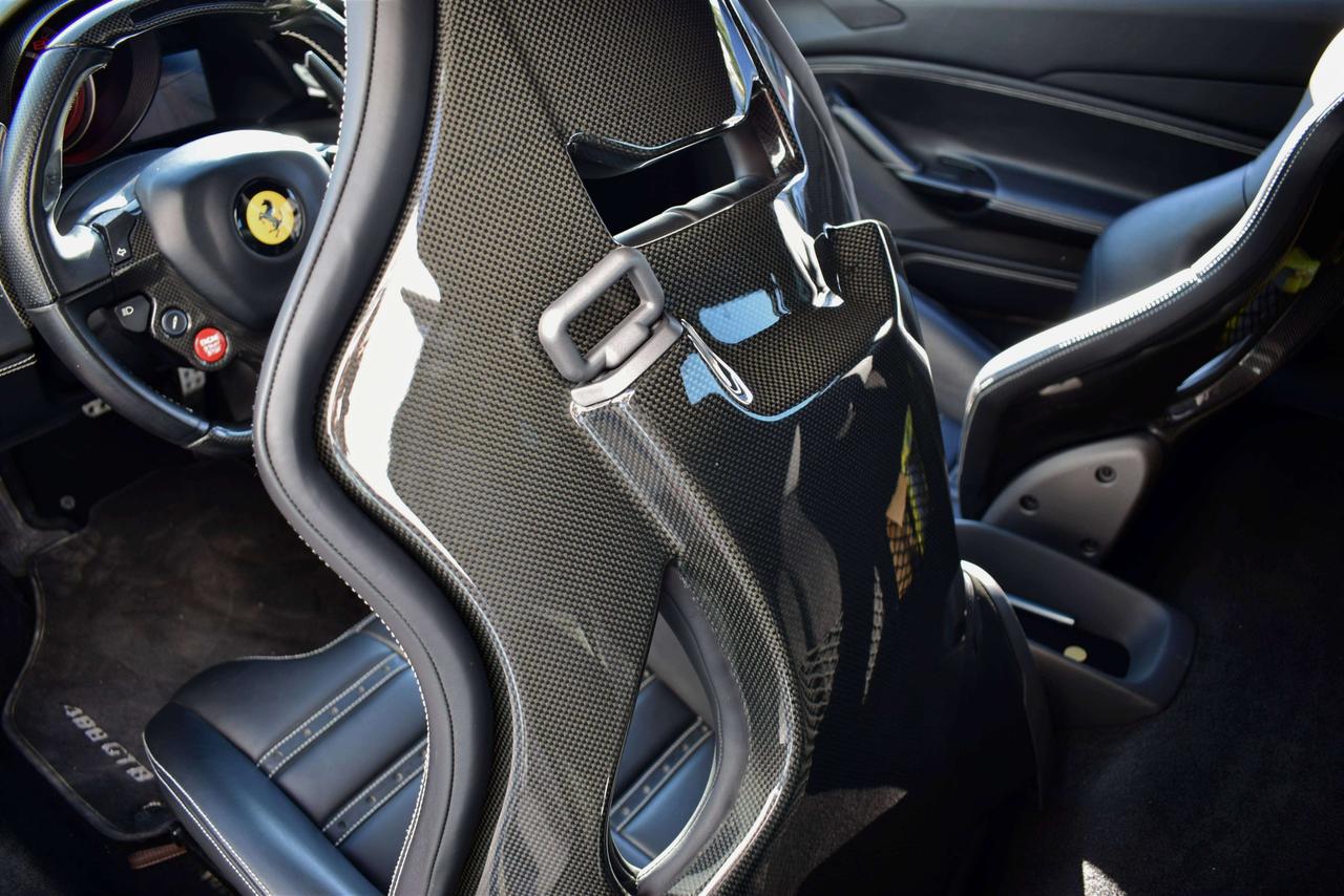Ferrari 488 Coupe 3.9 GTB 670 CV