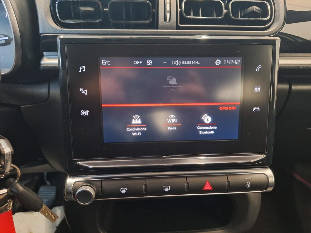 Citroen C3 2018 PureTech 82 Shine 1.2B €6B NEOPAT NAVI LED UNICO TEL BLUETOOTH O