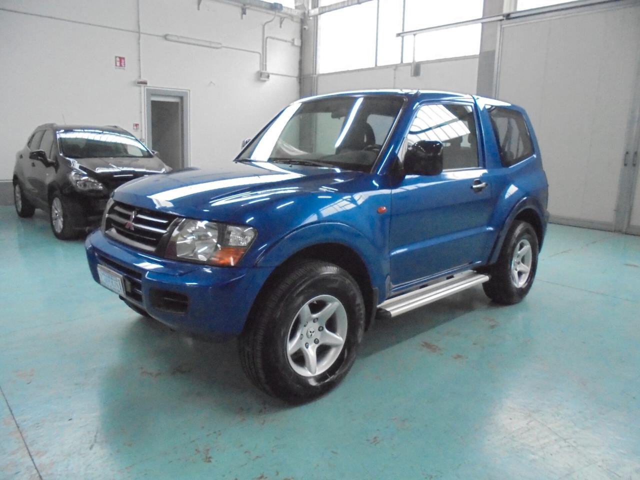 Mitsubishi Pajero 2.5 TDI 3p. GLX 4x4