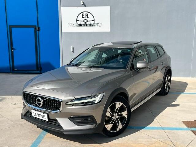 Volvo V60 Cross Country B4 (d) AWD Geartronic Business Pro Line