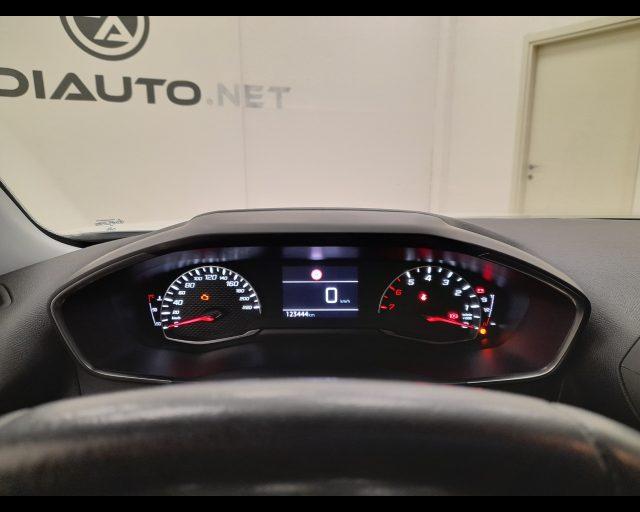 PEUGEOT 2008 II 2020 - 1.2 puretech Active s&s 100cv