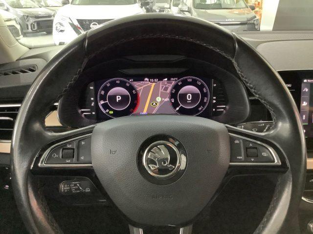 SKODA Kamiq 1.0 TSI 115 CV DSG Dark Shade