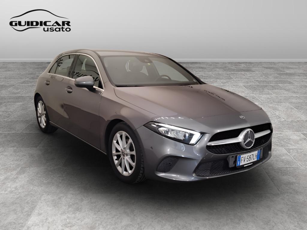Mercedes-Benz Classe A - W177 2018 - A 180 d Sport auto