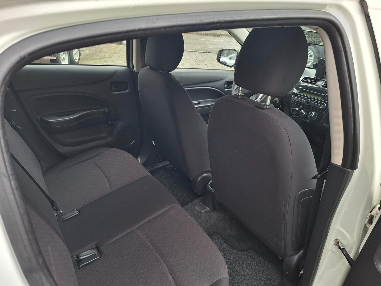 Mitsubishi Space Star 1.0 Invite