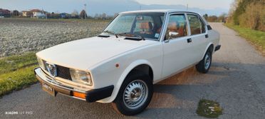 Alfa Romeo Alfetta 2.0 122cv (12.569km ORIG.)