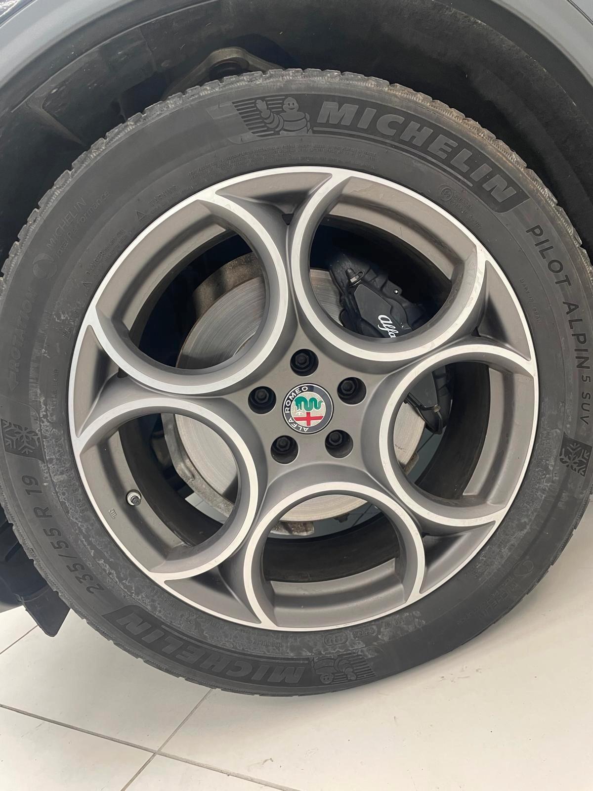 Alfa Romeo Stelvio, 03/2022 2022 2.2 t Sprint Q4 190cv auto