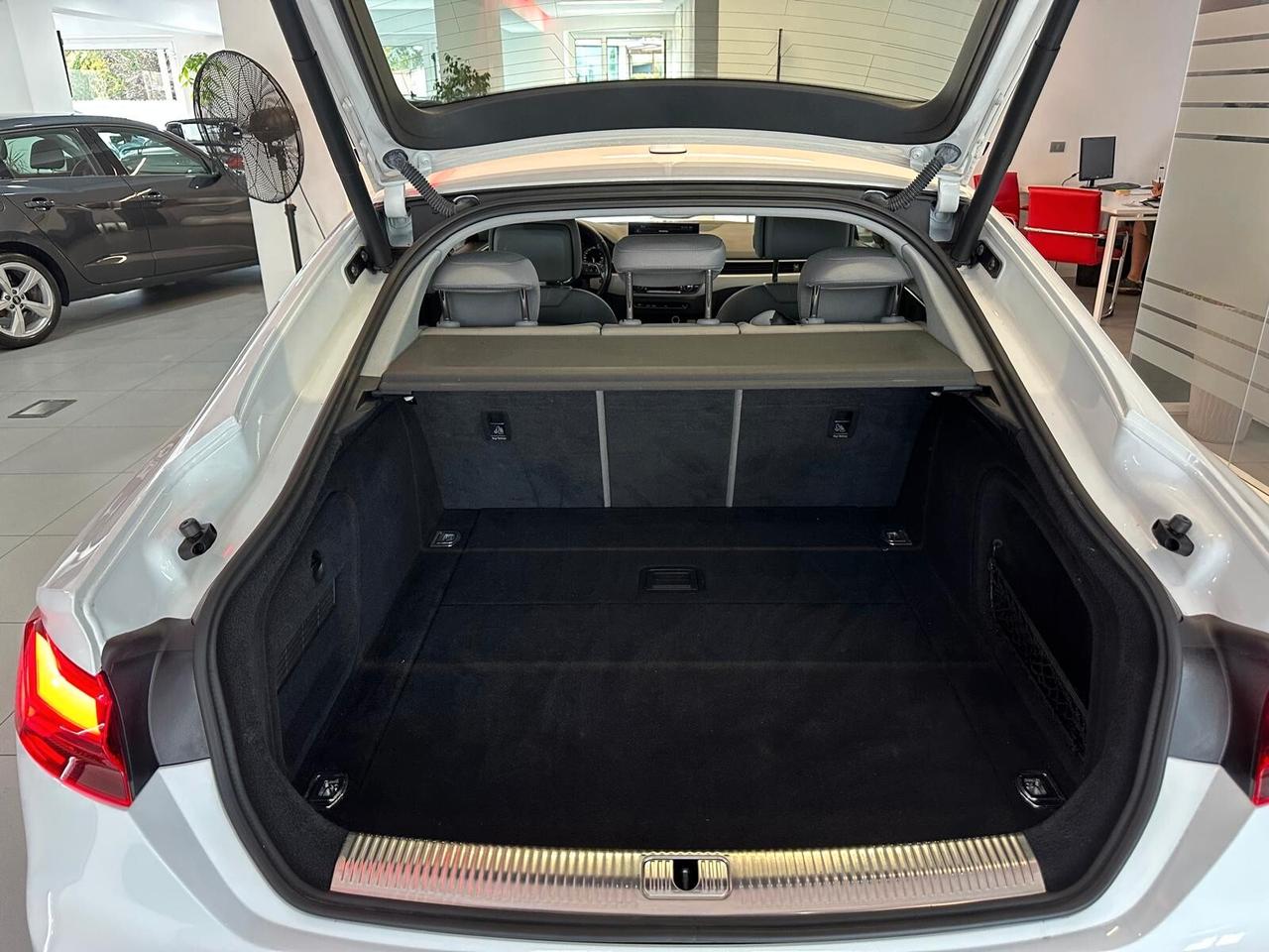 Audi A5 Sportback 40 2.0 g-tron Business Advanced