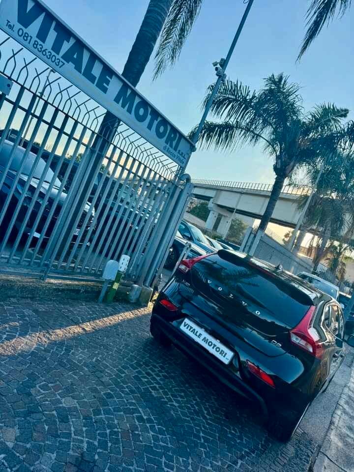 Volvo V40 2.0 D2 Inscription 120 CV