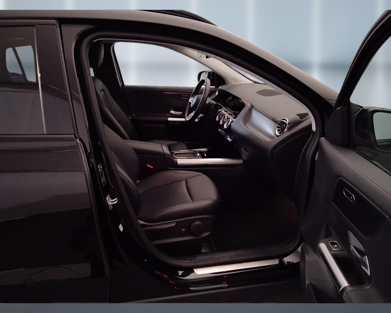 Mercedes-Benz GLA-H247 2023 - GLA 180 d Progressive Advanced Plus auto