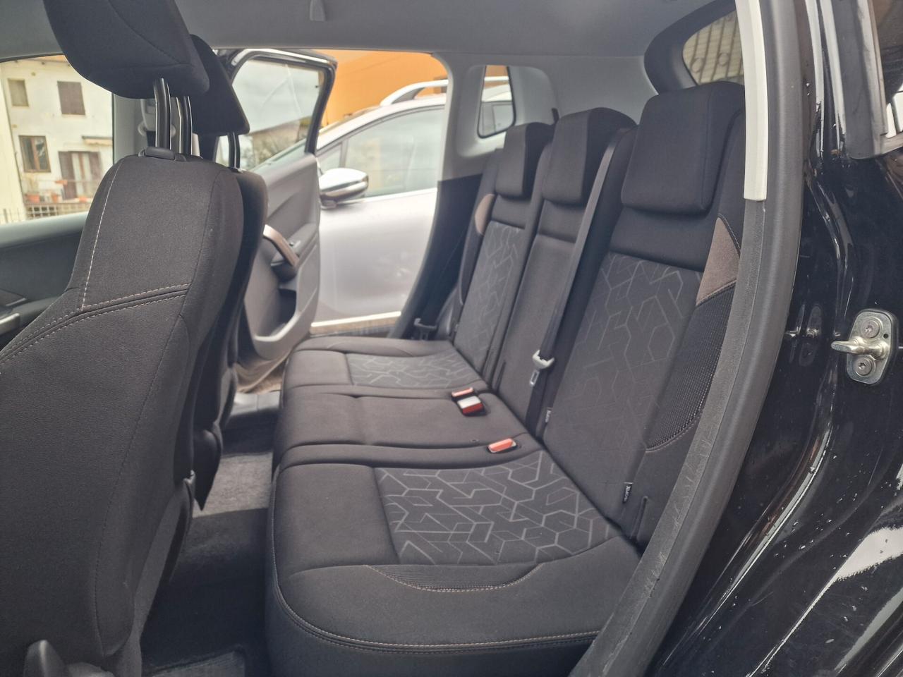 Peugeot 2008 PureTech 82 Allure, 119 mila chilometri