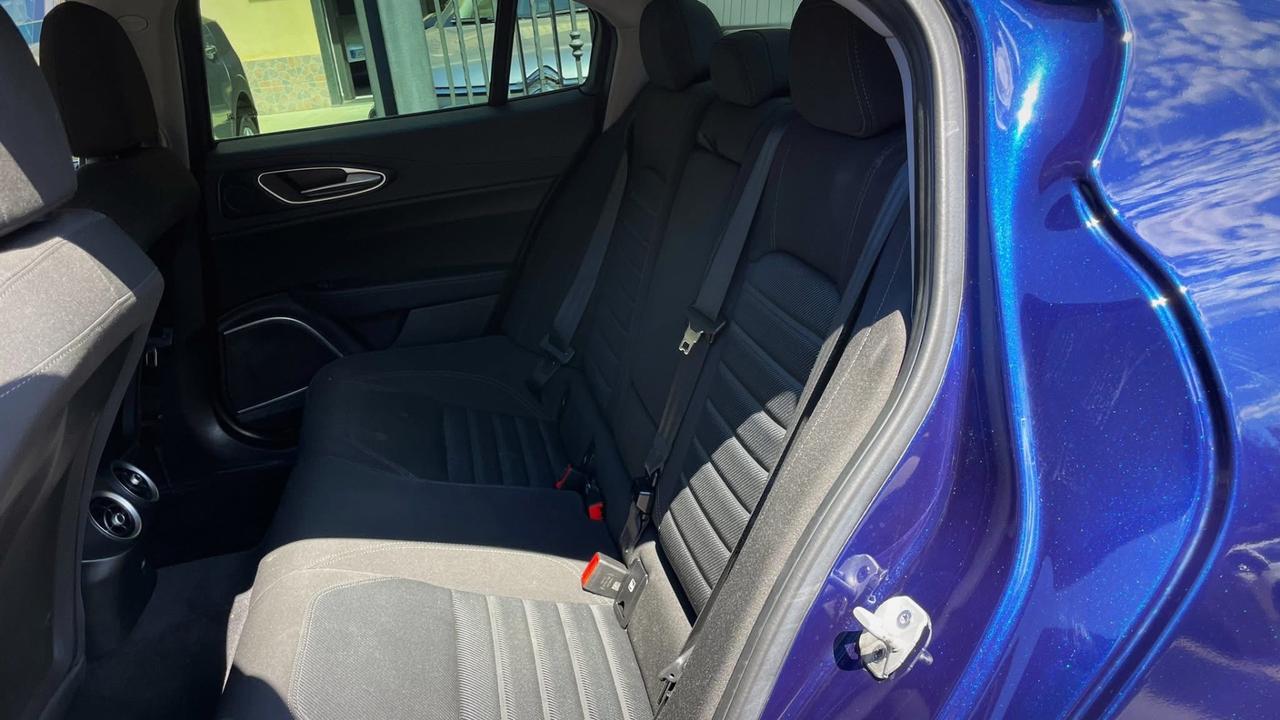 Alfa Romeo Giulia 2.2 Mjt AT8 Business - 2020