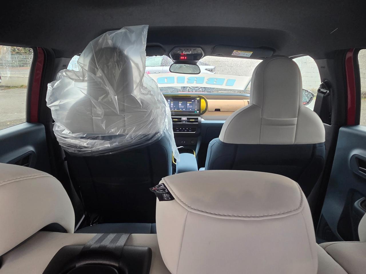 Fiat Grande Panda LA PRIMA HYBRID 100 CV KM0 NESSUN BBLIGO FINANZIARIO