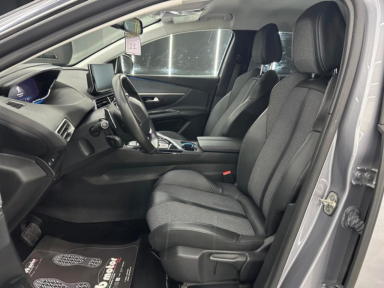 Peugeot 3008 BlueHDi 130 S&S EAT8 Allure Pack