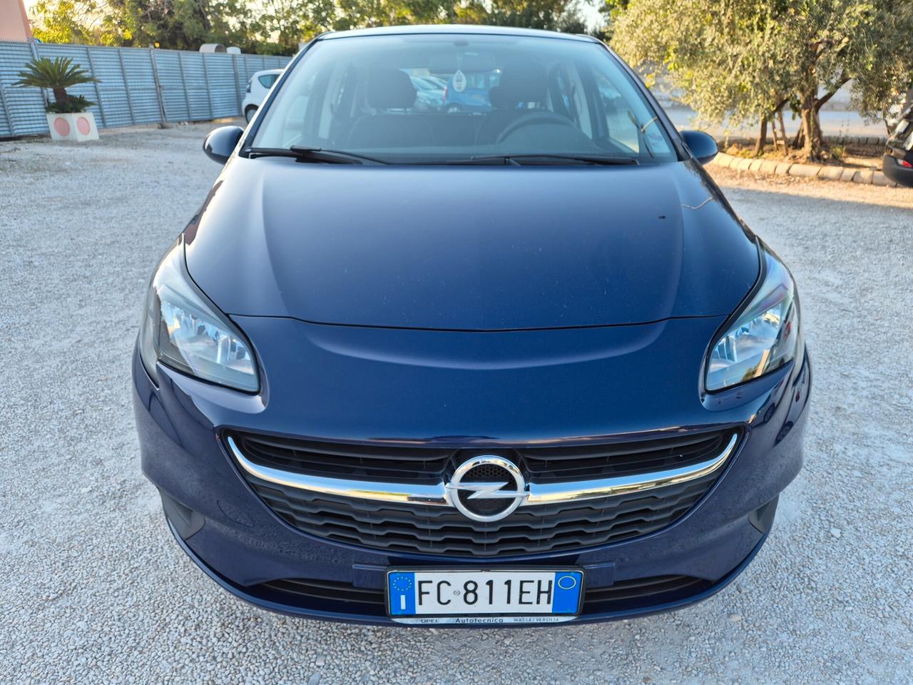 Opel Corsa 1.2 5 porte