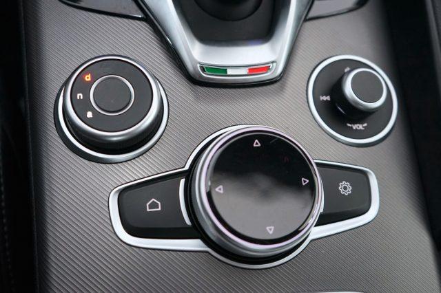 ALFA ROMEO Giulia 2.2 Veloce 210 CV AT8 AWD Q4 Uniprop. Certificata
