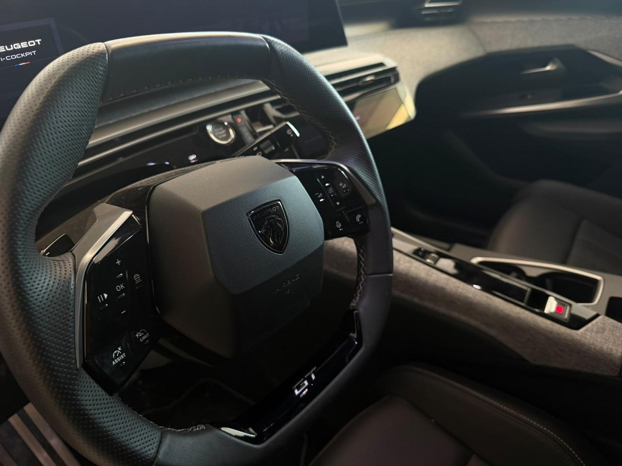 PEUGEOT 3008 Hybrid 145 e-DCS6 GT