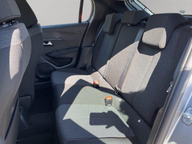 PEUGEOT 208 1.2 Style
