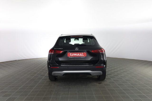 MERCEDES-BENZ CLA sse GLA GLA 200 d Automatic SPORT