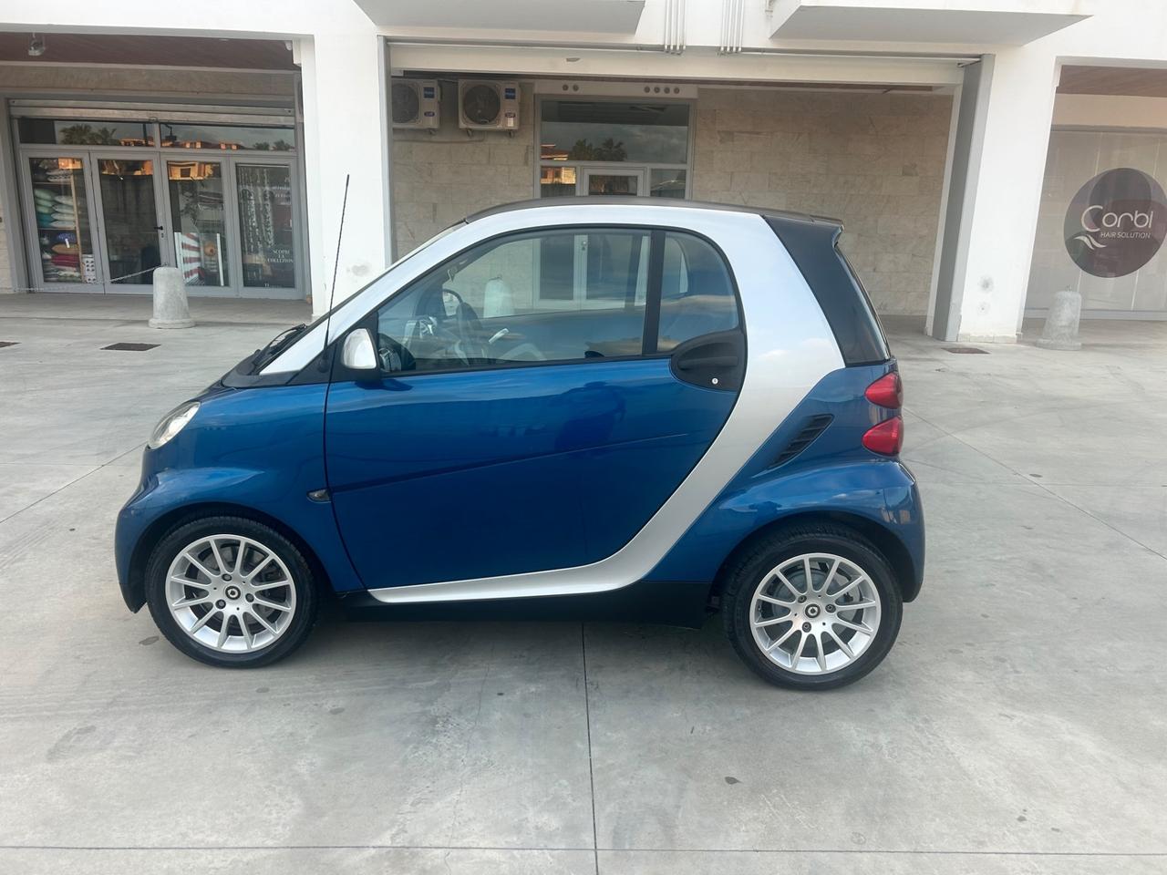 Smart ForTwo 1000 52 kW coupé pure