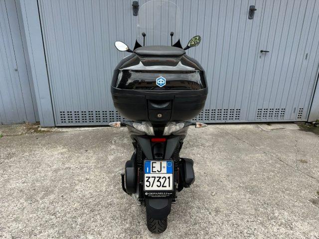 PIAGGIO MP3 LT 300 Yourban patente B