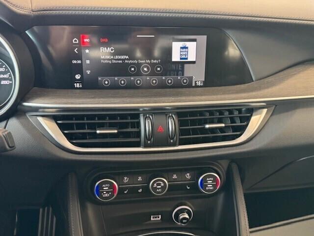 Alfa Romeo Stelvio 2.0 Turbo 280 CV AT8 Q4 Ti