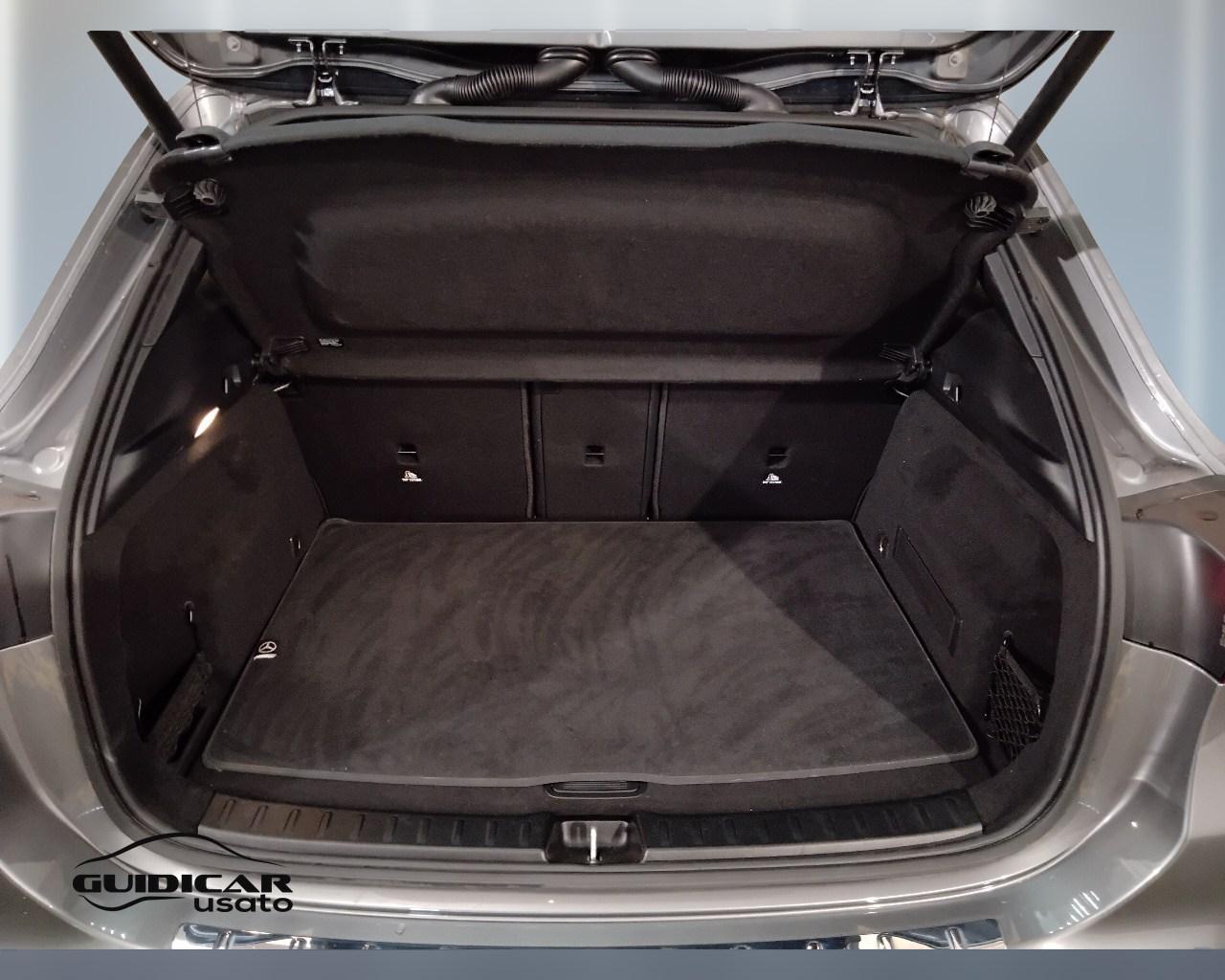 Mercedes-Benz GLA-H247 2023 - GLA 180 d Advanced auto